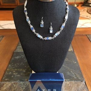 Avon Silvertone and Blue Giftset
